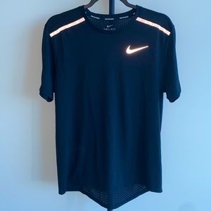 Nike Running Dri-Fit Mesh Shirt Black | M